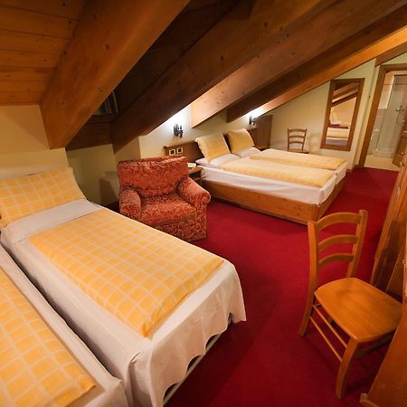 Hotel San Giovanni Livigno Rum bild