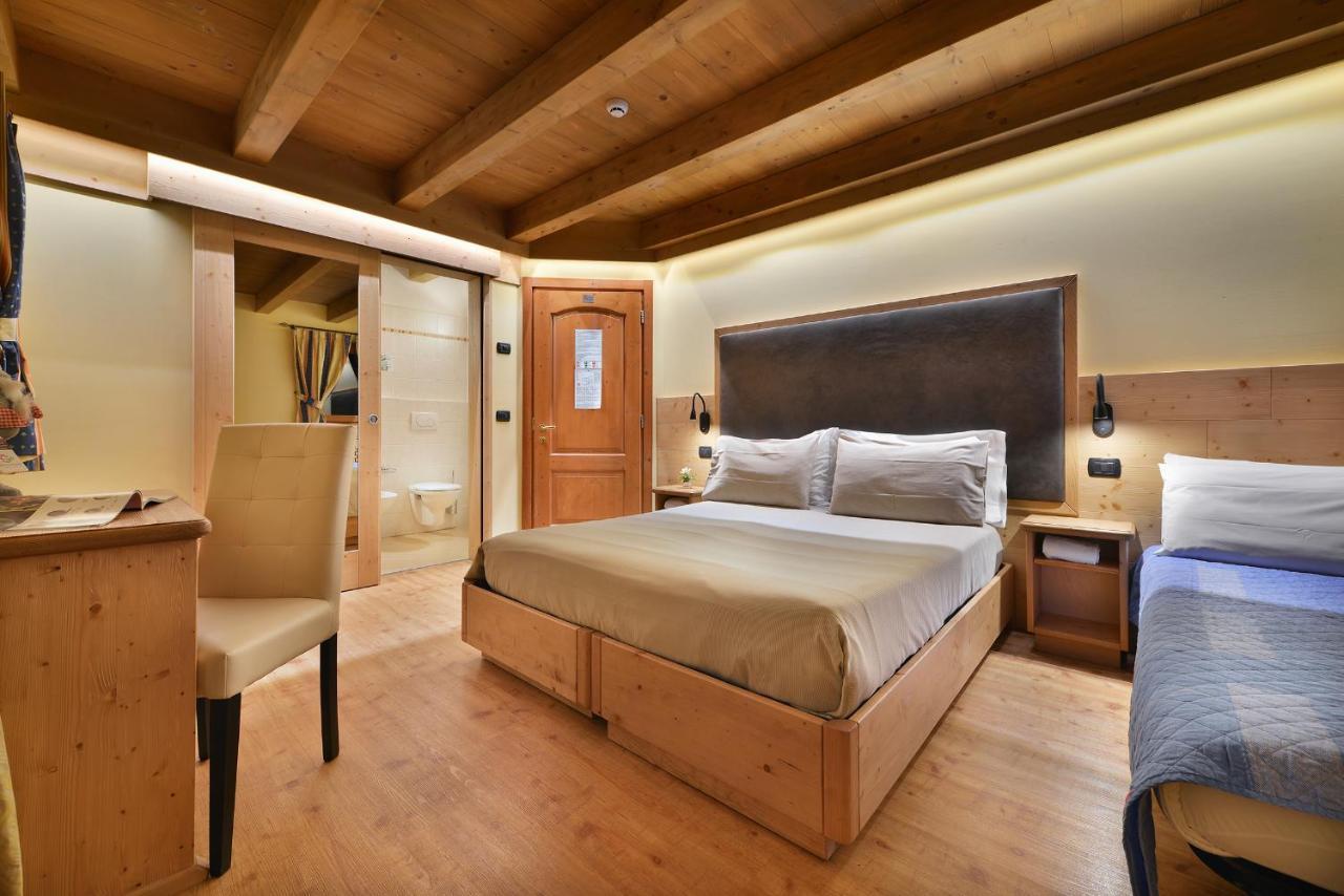Hotel San Giovanni Livigno Exteriör bild